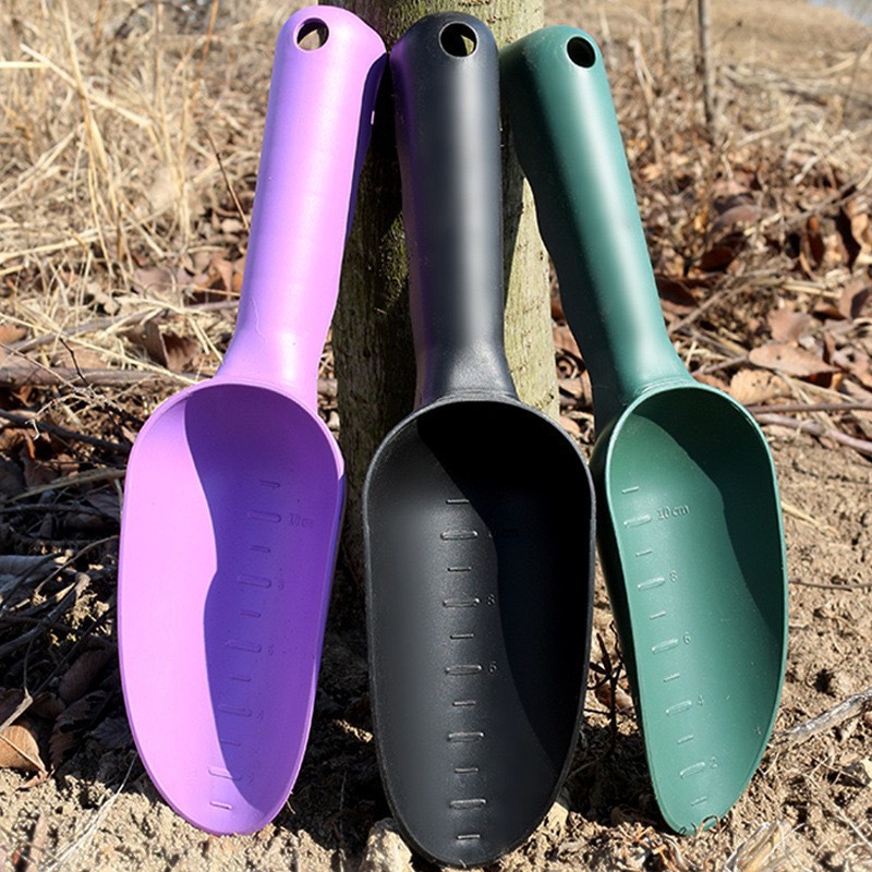 مجرفة حفر، مصنوعة من البلاستيك - مراجعة Soil Scoop Tool وسعره